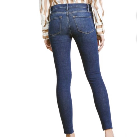 FRAME | Destroyed Knee Jeans - Picture 3 of 6